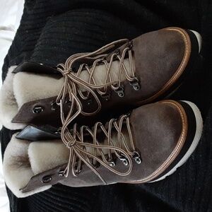 Napoleoni Italy Woman's Brown Suede Hiking Boots Sz 37/7 - 7.5